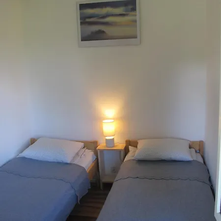 بيت للعطل Na Lesnej Polanie ليدزبارك فارنيتسكي