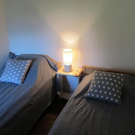 Na Lesnej Polanie * ليدزبارك فارنيتسكي